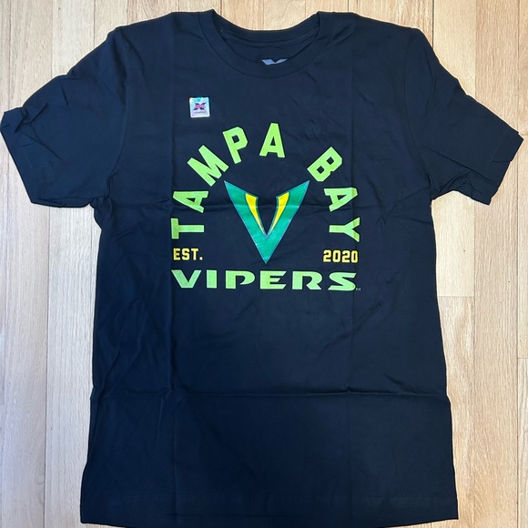 💲5/$25 Tampa Bay Vipers Teeshirt Medium Unisex XFL Football - Picture 1 of 6
